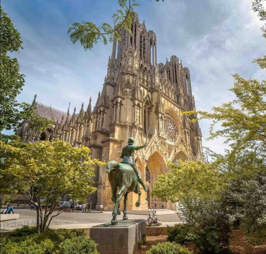 Appartement Lumineux Proche Cathedrale Reims Dış mekan fotoğraf